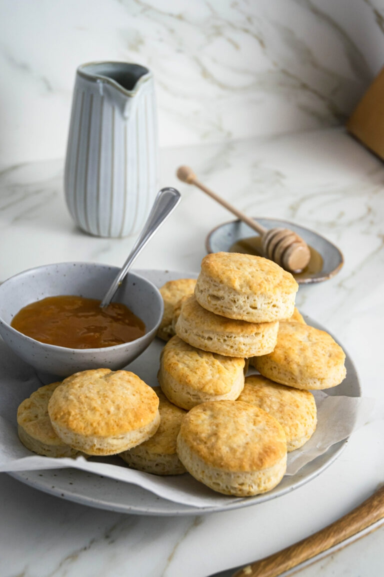 5 Ingredient No Milk Biscuit Recipe (Made In 25 Minutes)