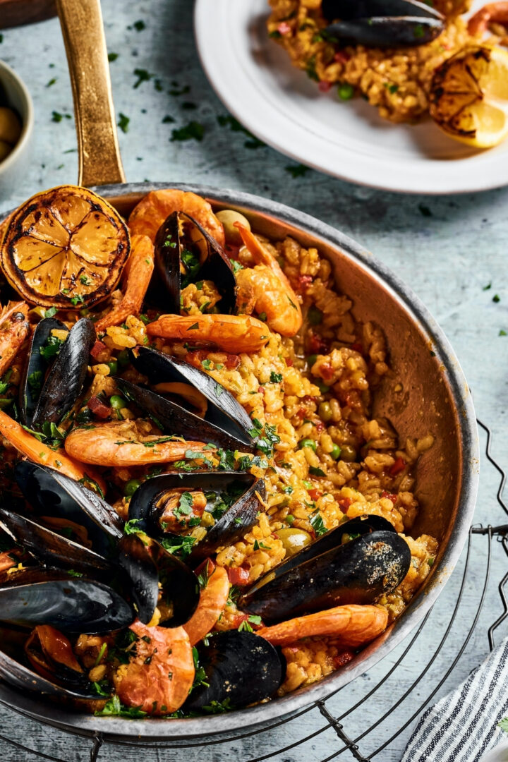 Instant Pot Paella Recipe That Takes Just 30 Minutes To Make