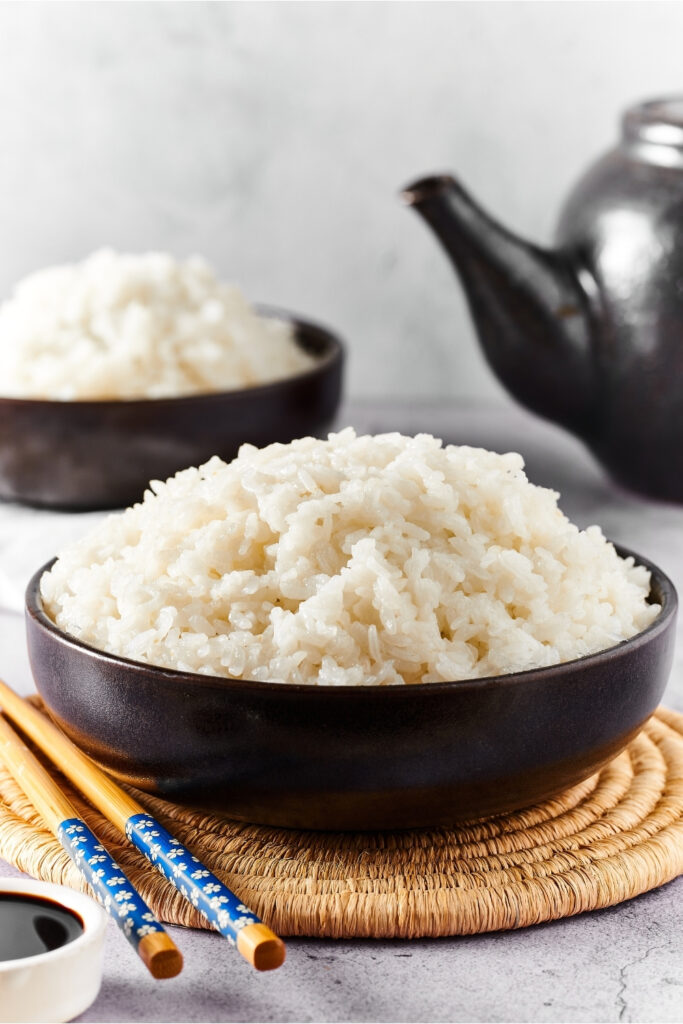 Instant Pot Sushi Rice (15 Minutes To Make)