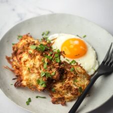 Air Fryer Hash Browns | Homemade &amp; Oil Free-image