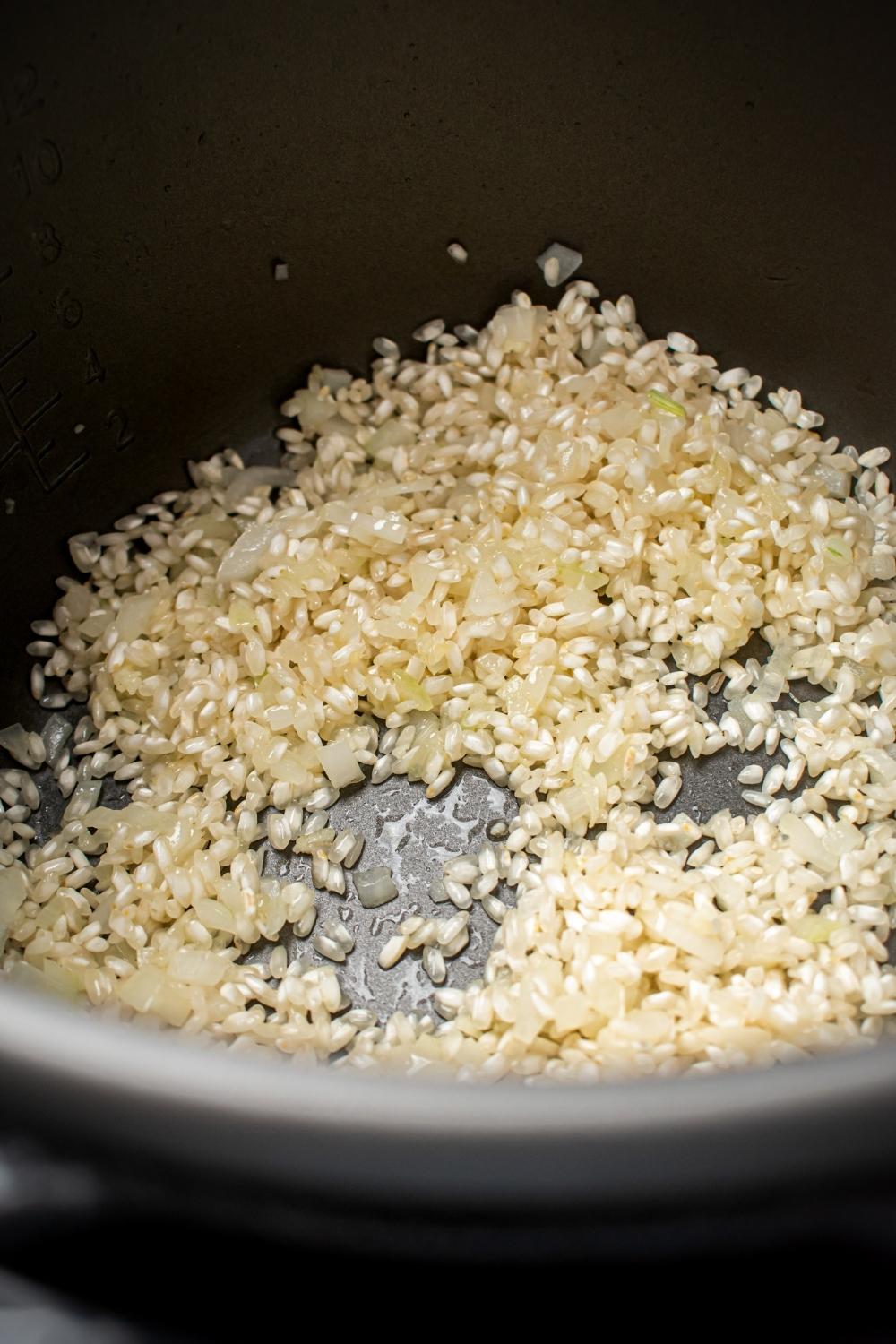 Risotto cooking in an instant pot.