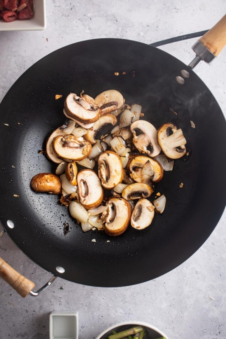 Panda Express Black Pepper Angus Steak | Everything Cooks In One Pan