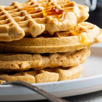 Waffles Without Milk (Crispy and Fluffy)