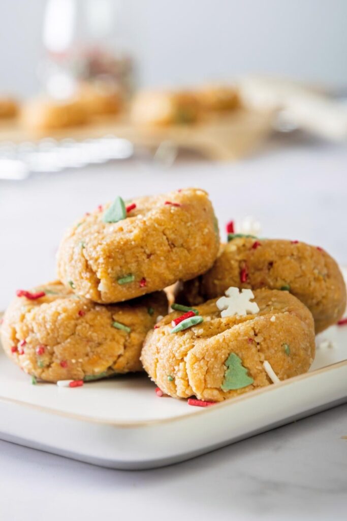 No Bake Christmas Peanut Butter Cookies