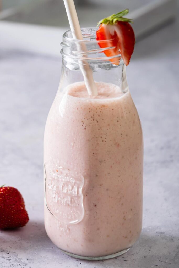 Strawberry Banana McDonalds Smoothie Made In 1 Minute