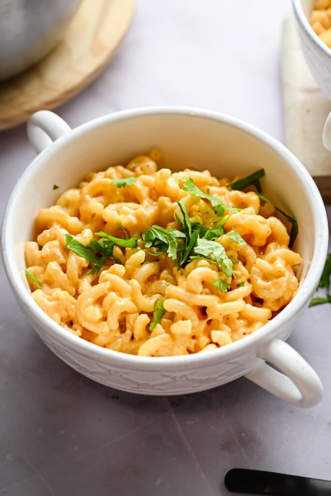 Outback Mac and Cheese Made With 6 Simple Ingredients