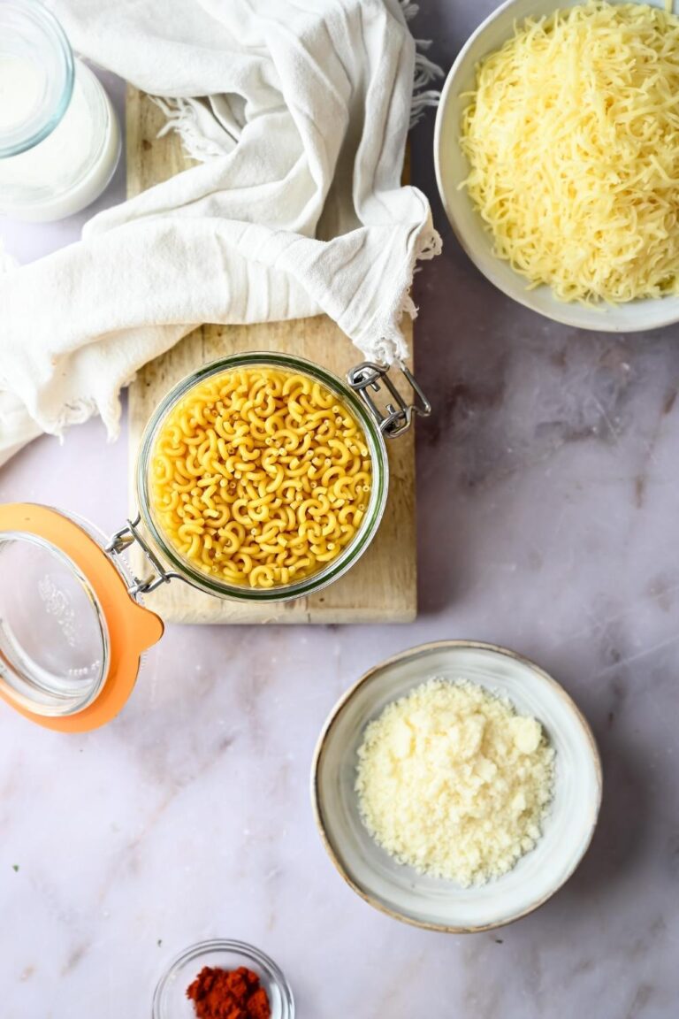 Outback Mac and Cheese Made With 6 Simple Ingredients