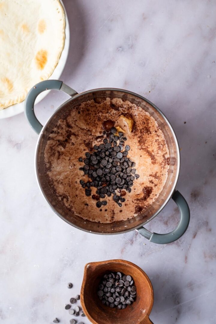 Chocolate Jello Pudding Pie (Made In Under 30 Minutes)