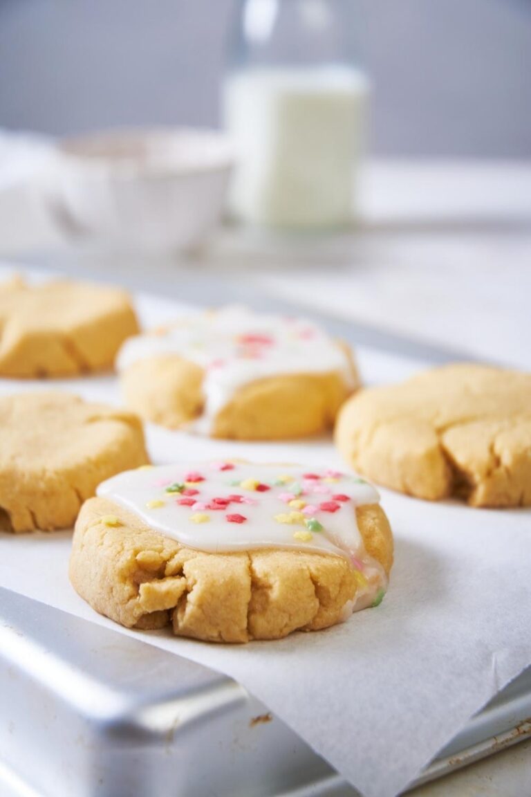 Small Batch Sugar Cookies Recipe (+ The Best Icing Included)