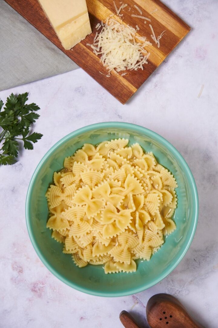 How To Cook Pasta In The Microwave In Just 5 Minutes