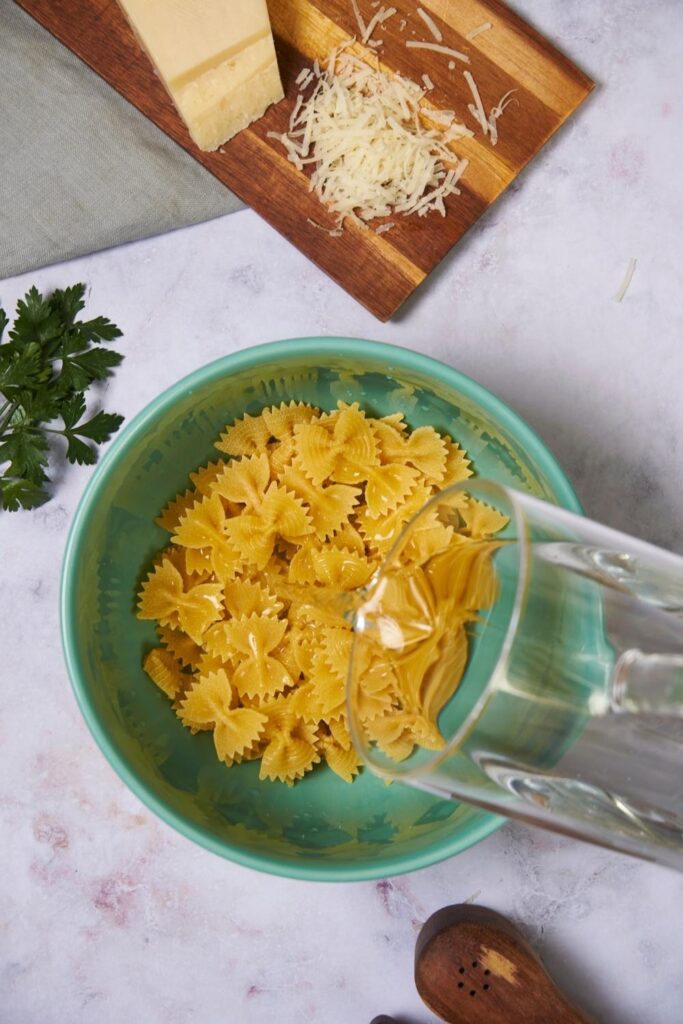 How To Cook Pasta In The Microwave In Just 5 Minutes