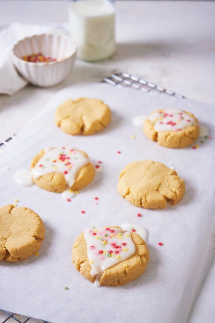 Small Batch Sugar Cookies Recipe (+ The Best Icing Included)