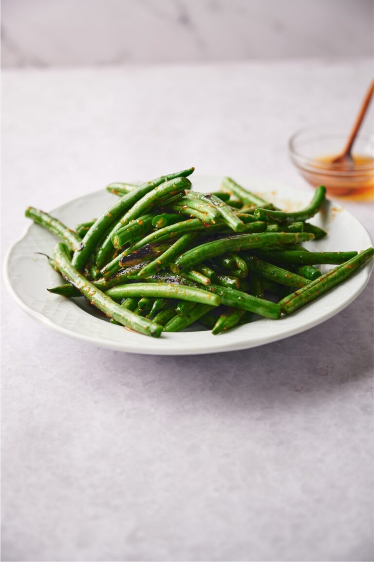 Chinese Green Beans Recipe (Made in 15 Minutes)