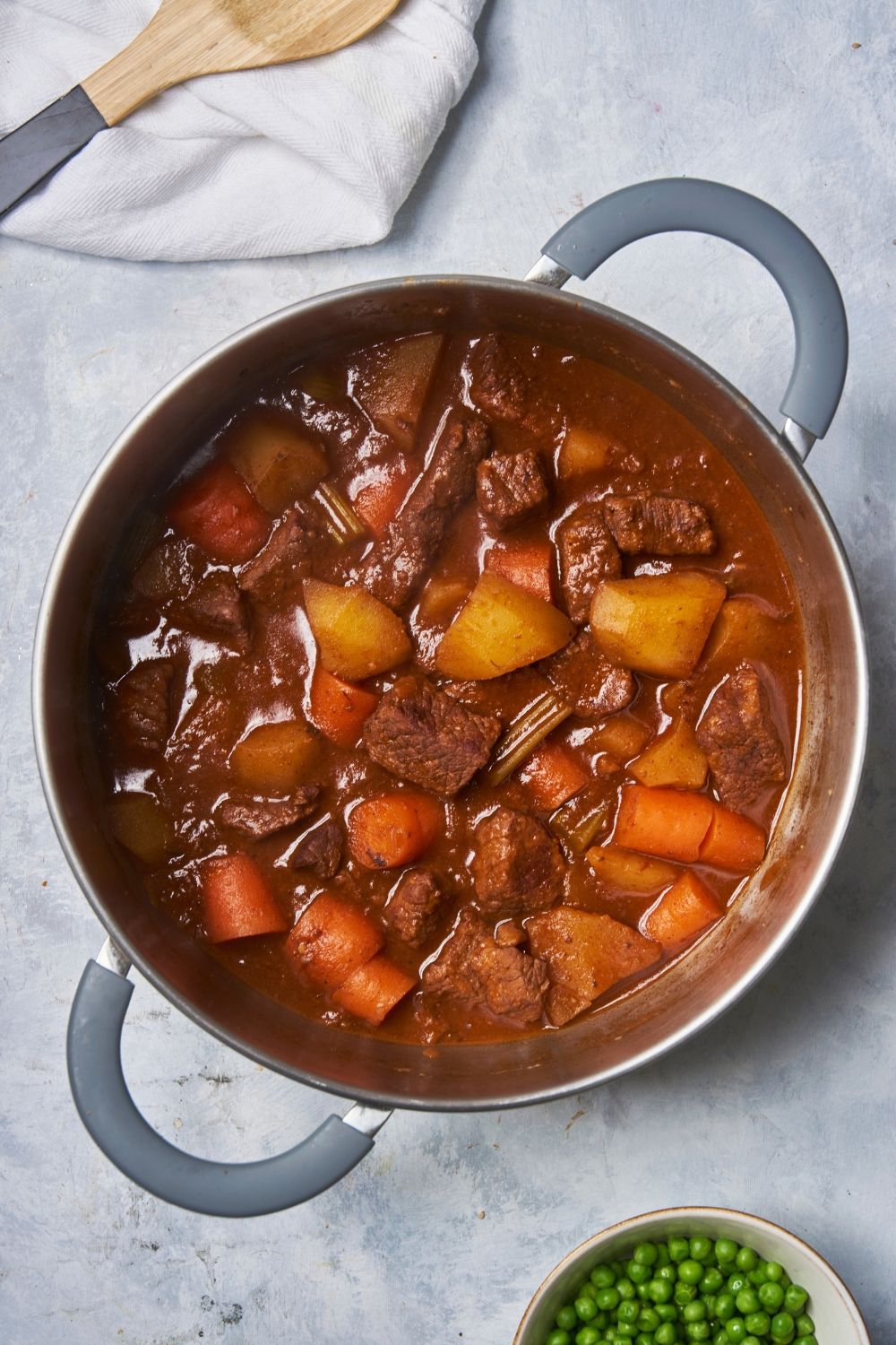A pot filled with beef stew.