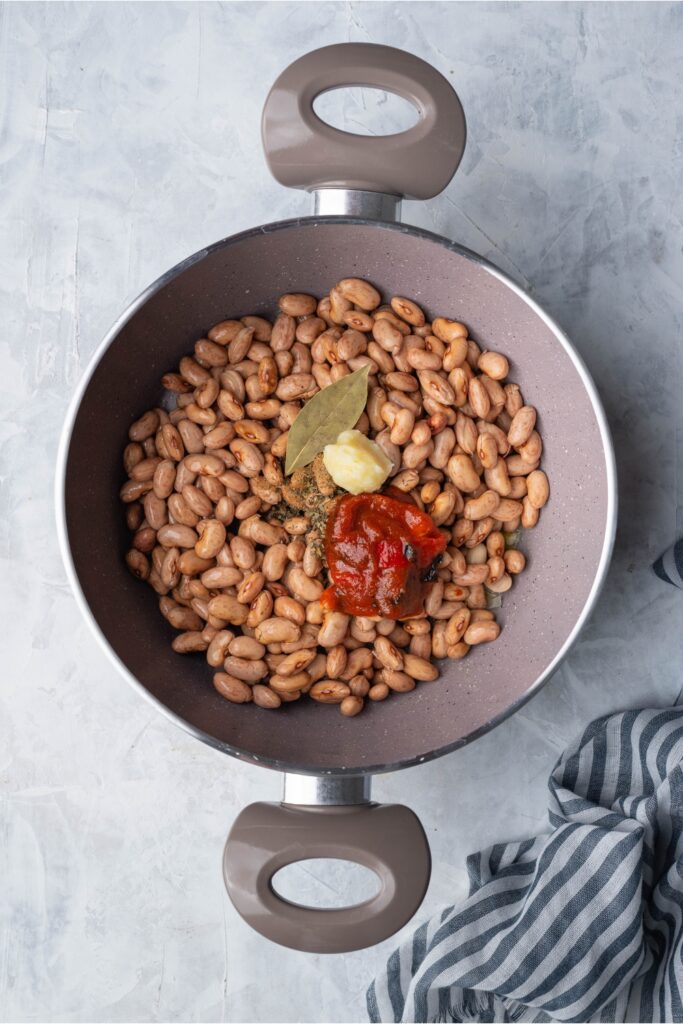 Easy Copycat Chipotle Pinto Beans Recipe (Prepped In 10 Minutes)