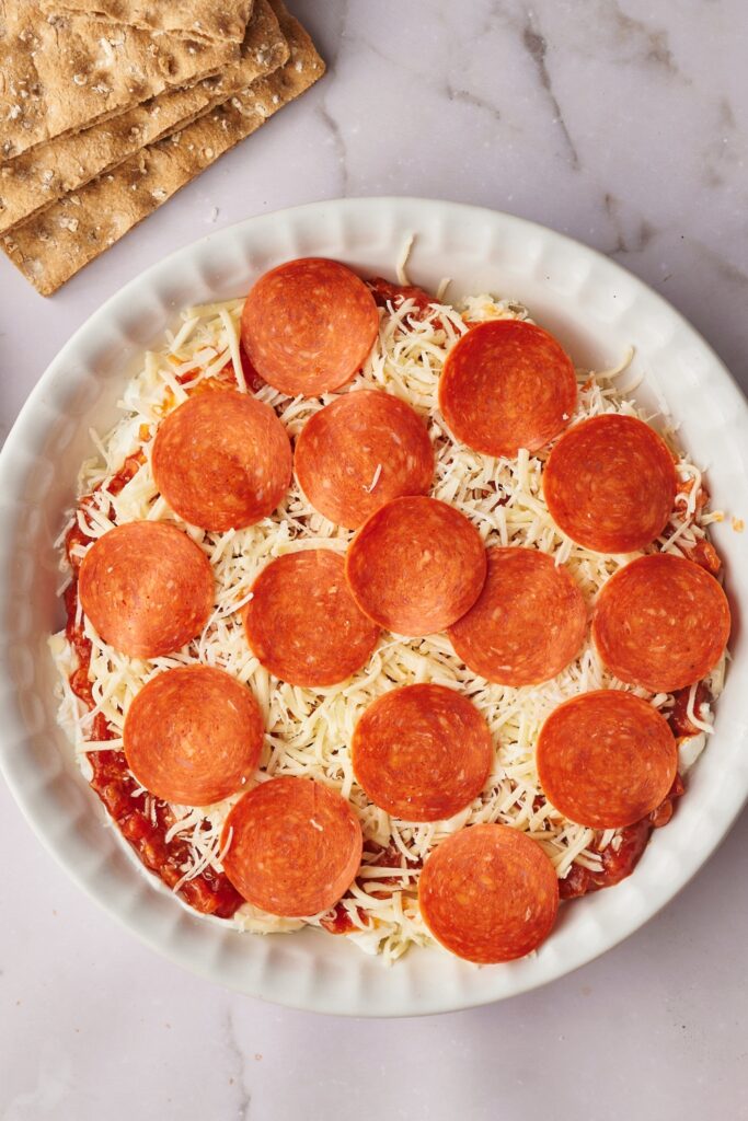 The BEST Pizza Dip Recipe (Takes Just 5 Minutes To Prep)