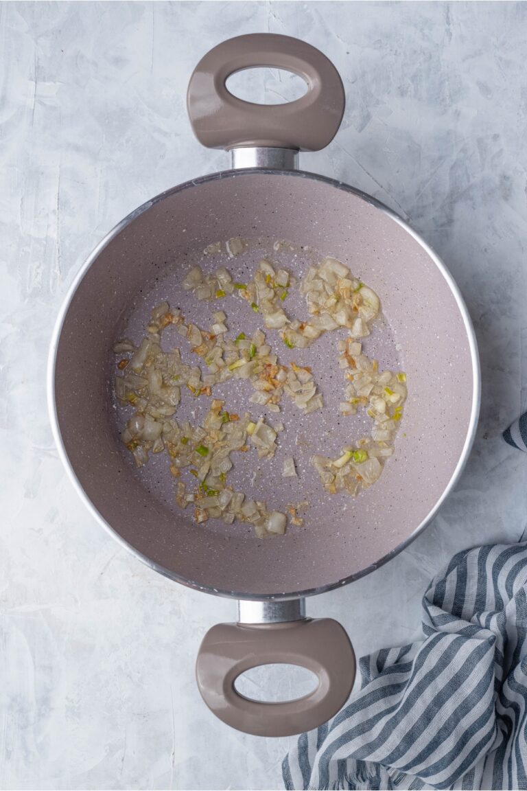 Easy Copycat Chipotle Pinto Beans Recipe (Prepped In 10 Minutes)