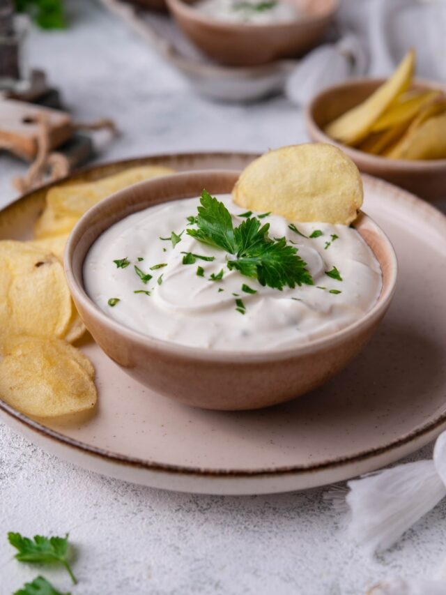 Sour Cream and Onion Dip I'm Hungry For That
