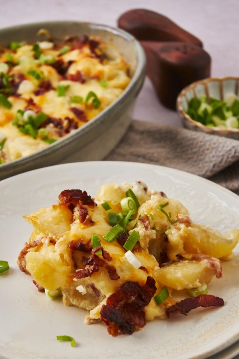 Easy Loaded Baked Potato Casserole Recipe (Prepped In 10 Minutes)