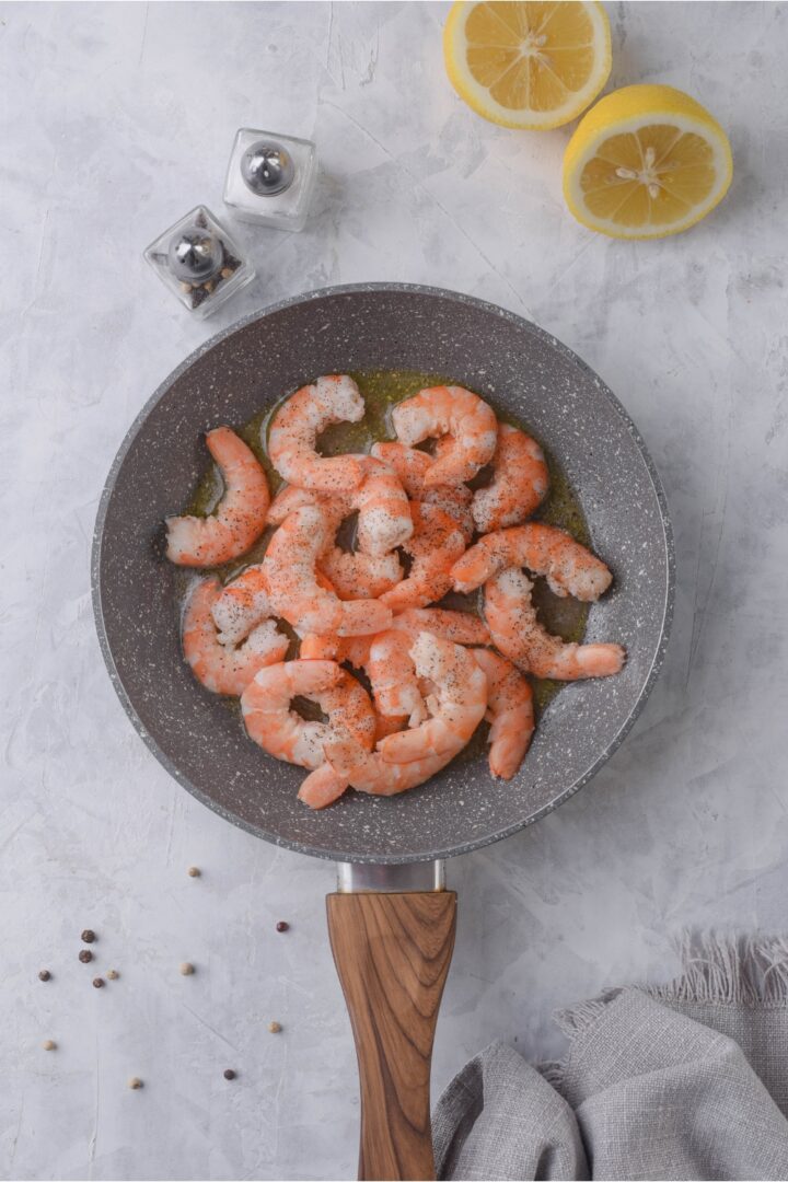 Easy Pan Seared Shrimp Recipe (Ready In Under 5 Minutes)