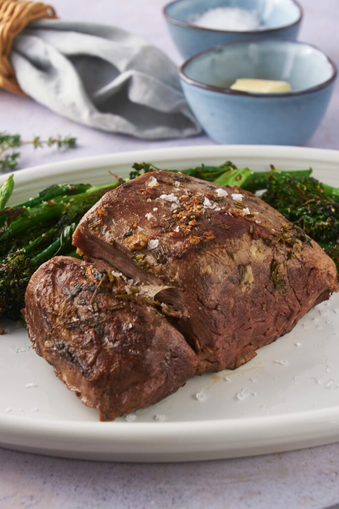 Sous Vide Beef Tenderloin Recipe (Tender and Juicy)