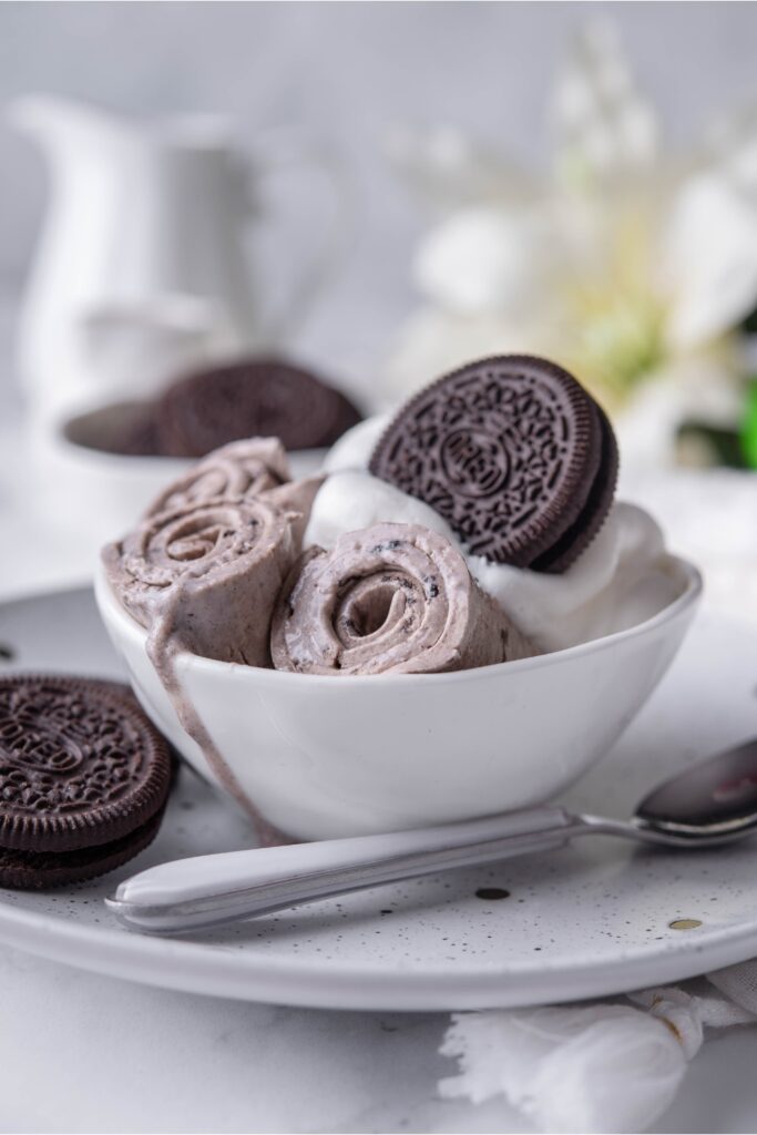 Rolled Ice Cream With Oreos