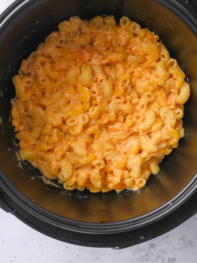 Crock Pot Mac and Cheese Velveeta I'm Hungry For That
