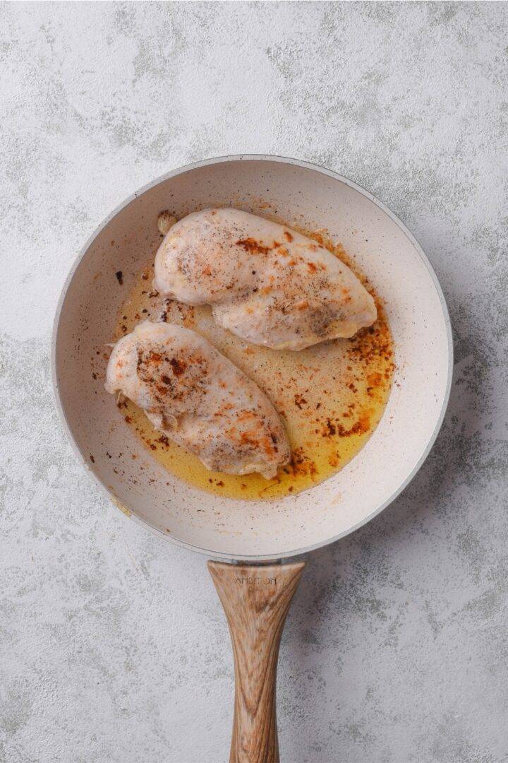 Chicken and Mashed Potatoes (+ Best Gravy Sauce)