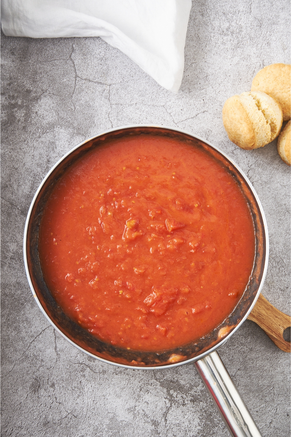 A skillet with tomato gravy.