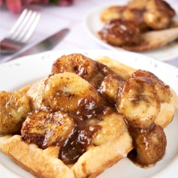 Pan Fried Bananas With a Honey Cinnamon Brown Sugar Sauce