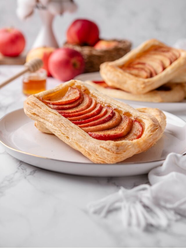 Apple Tart With Puff Pastry Im Hungry For That 2588