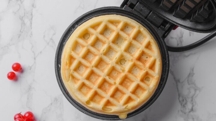 How to Make Mini Waffles in Mini Waffle Maker: Quick & Delicious Tips