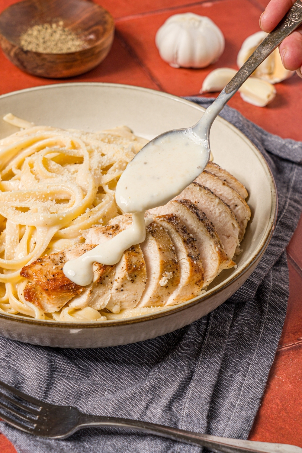 Alfredo Sauce without Heavy Cream (Creamy and Foolproof)